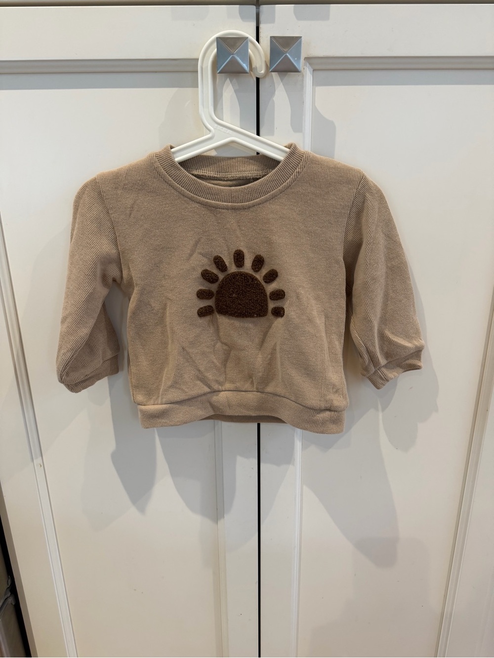 Kids size 80 Pullover cotton Sweatshirt with Brown Sun Motif